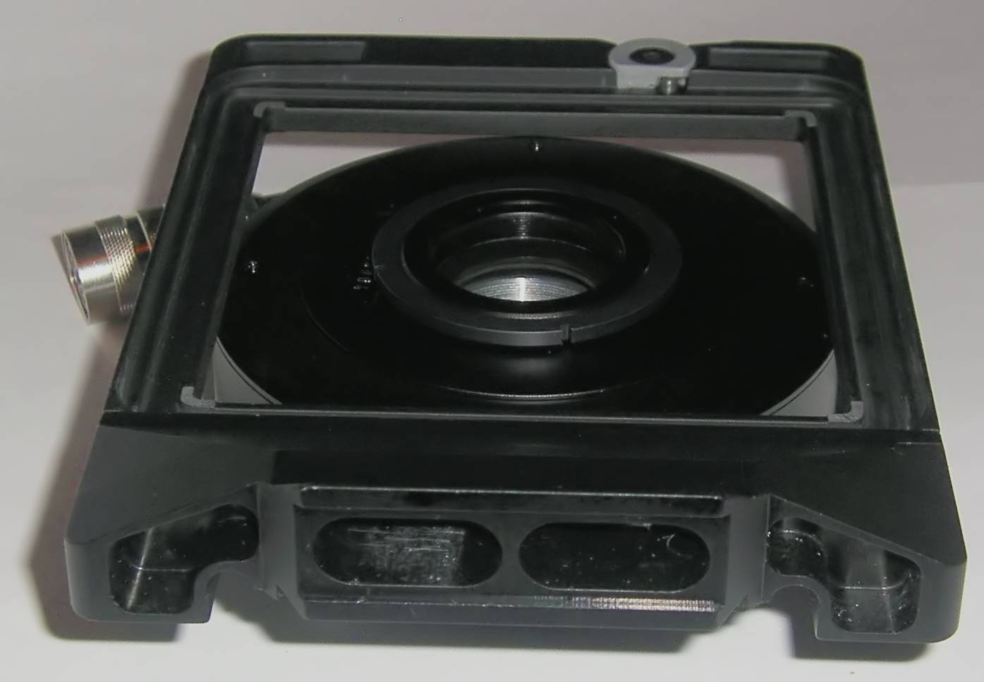Rollei electronic shutter size 0 with an Arca Swiss 6x9 rear format frame sitting on it